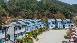 무주 오페라 복층 펜션 & 키즈 풀빌라