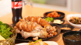 도치의왕족발보쌈 전대후문점