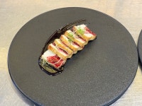 황궁복집