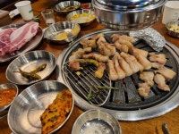 골목집돼지구이