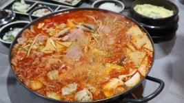 통마리춘천닭갈비&부대찌개