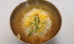 공릉동 원조멸치국수 운서점