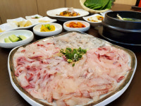 우수미회센타 호텔더본점