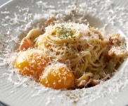 어스키친 식사점