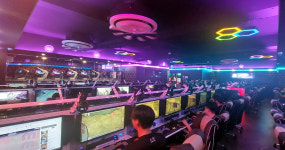 크리드PC방 수원성대점