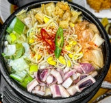 전주콩뿌리 콩나물국밥&보쌈 동탄본점