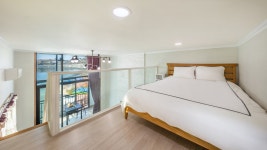 여수 아른거리다 펜션