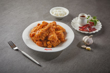 찐이야숯불치킨 내서호계그랜드점