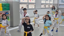 와우태권십 태권도장