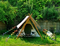 숲속빨간벽돌집