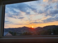 숲속빨간벽돌집