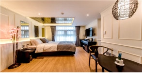 뷰띠끄 헤르츠호텔