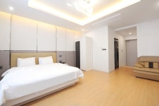 더원비지니스호텔