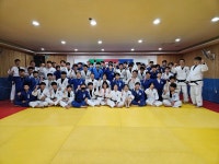 학장유도관