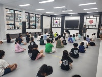 경희대형제태권도