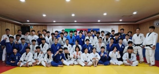 학장유도관