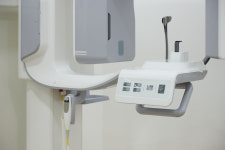 중산사과나무치과병원