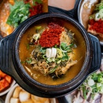 엄가네시골집 얼큰한뼈해장국