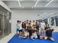 킥복싱 주짓수 레슬링 크로스핏 MMA마셜아티스트 체육관