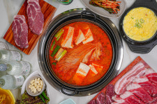 왕삼돈 양재역점