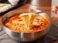 황금밀면 수영점