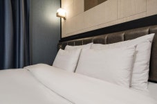 나무늘보호텔 창원명서점