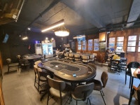 에이시스홀덤펍