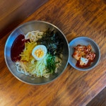 산아래칼국수