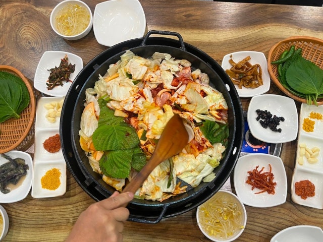 춘천무쇠닭갈비