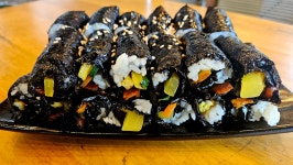김밥전문공간얌얌 본점