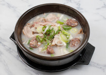 만만돼지국밥