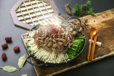 사계절 흑염소