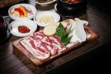 고인돌삼겹돌판구이 양산범어점