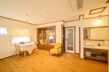 하도생각나민박