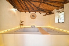 하도생각나민박