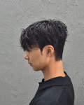 어나더 맨즈헤어