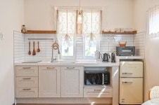 하도생각나민박