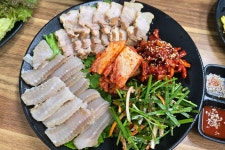 굴찌굴국밥전문점