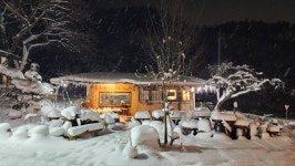 주주산방