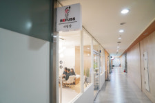 레푸스 앤 네일맘