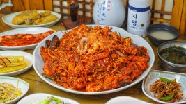 훼미리마트 신곡장암점 | 김경자소문난대구왕뽈찜 신곡점
