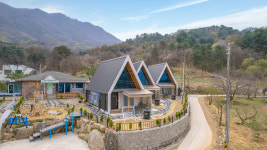더파란 풀빌라 펜션