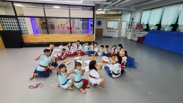 명장 돌려차기태권도 지축점