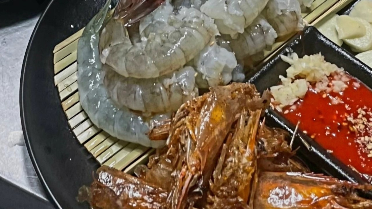 장미맨숀 충북대점