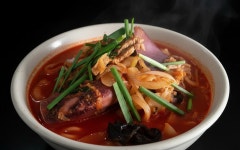 이백송의 원조꼬막짬뽕