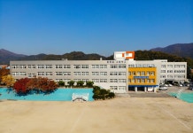 동명중학교