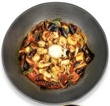 통큰솥뚜껑닭볶음탕 부평역점