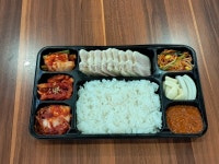 장승 왕족발, 보쌈, 순대국 본점