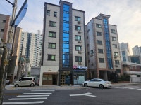 우주공인중개사사무소