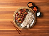 장승 왕족발, 보쌈, 순대국 본점